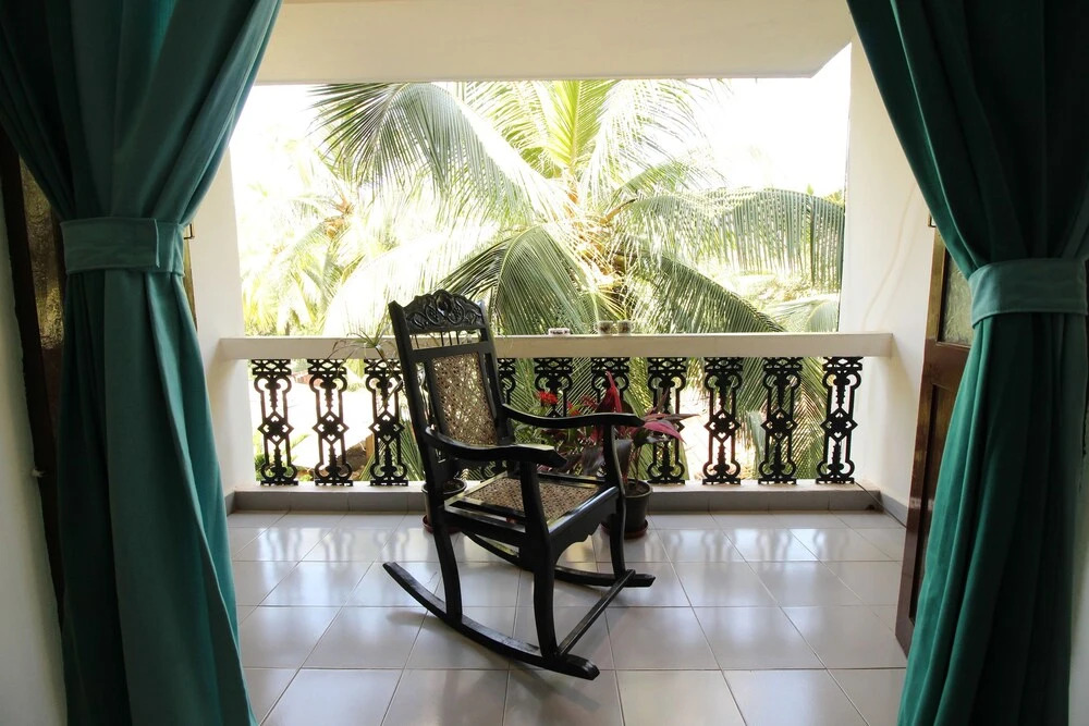 OYO Home 9365 Bewitching 3BHK