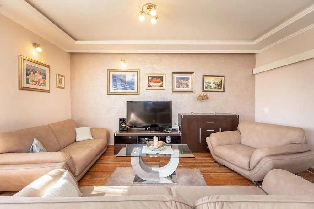 Holiday Home Trojkovic