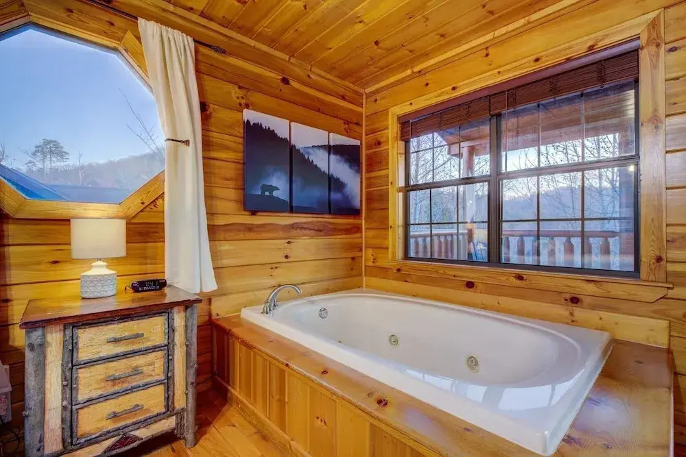 All Ya Need 4 Bedroom Cabin