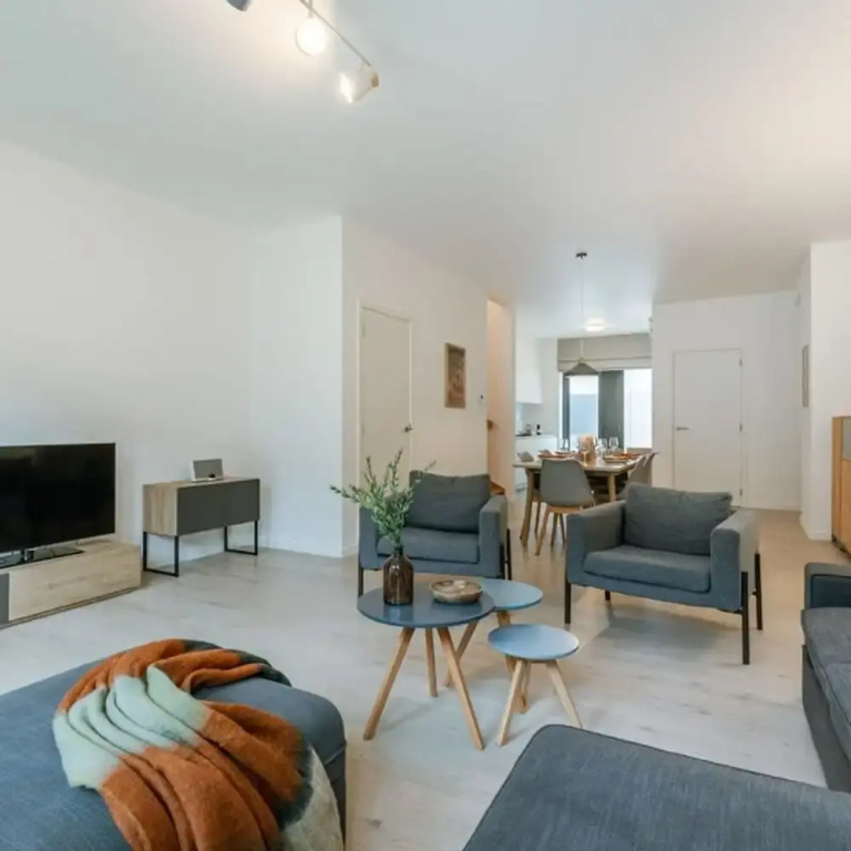 Casiola - Spacious house close to the beach