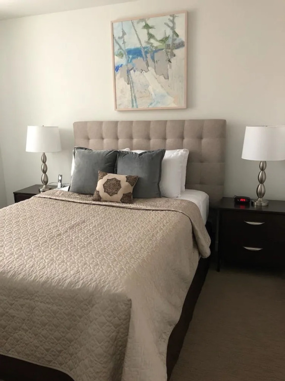 Cook City Suites - 1616 Walnut Street