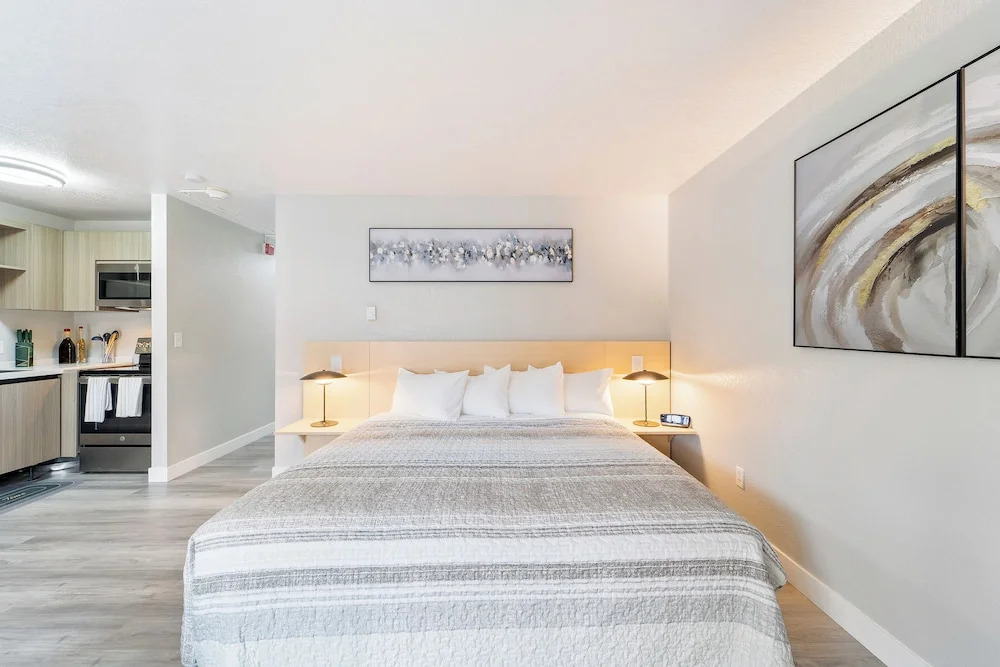 Americas Best Value Inn and Suites Tukwila/SeaTac Airport