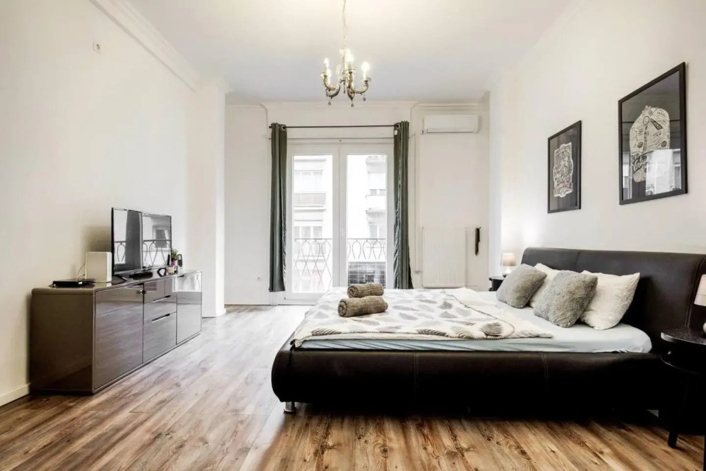 Splendid apartment at Gozsdu Courtyard