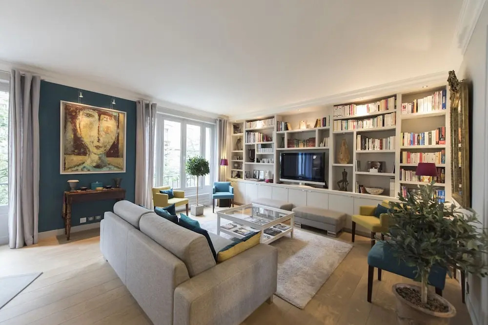 Sophistication on Mozart Avenue