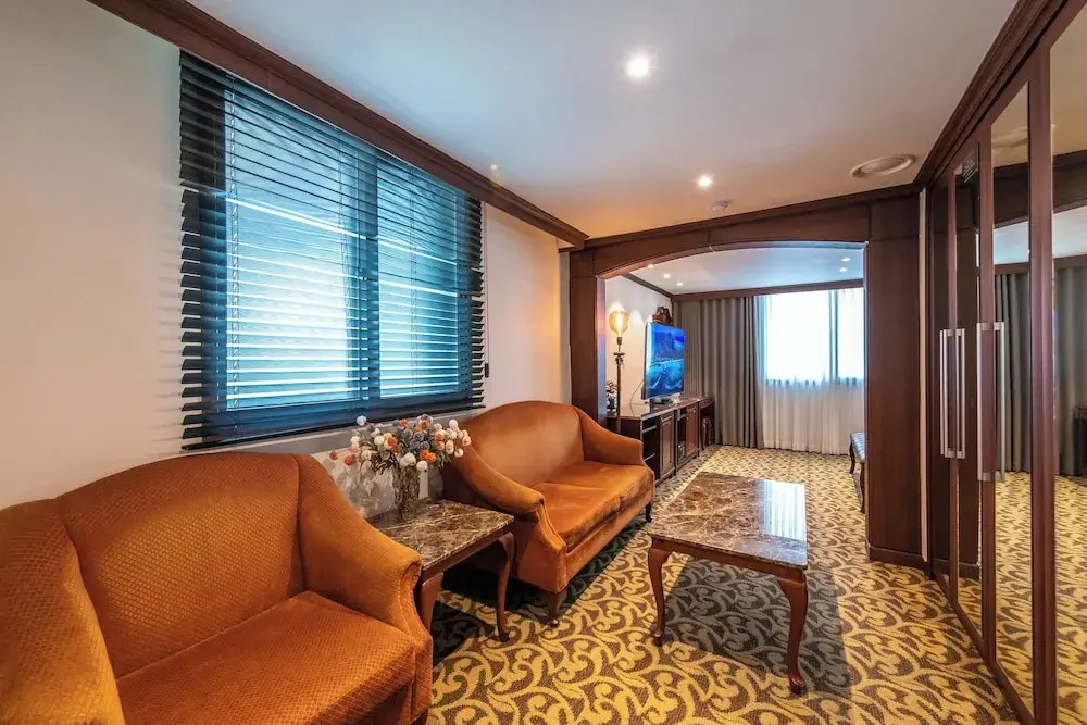 New Cheonji Hotel