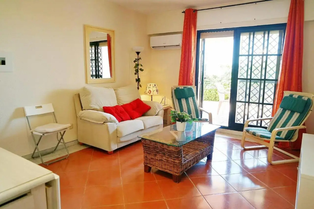 Residencial Alcaraván, Isla Canela