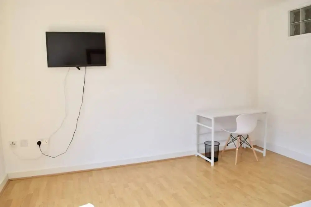 Modern 1 Bedroom Flat in Canary Wharf
