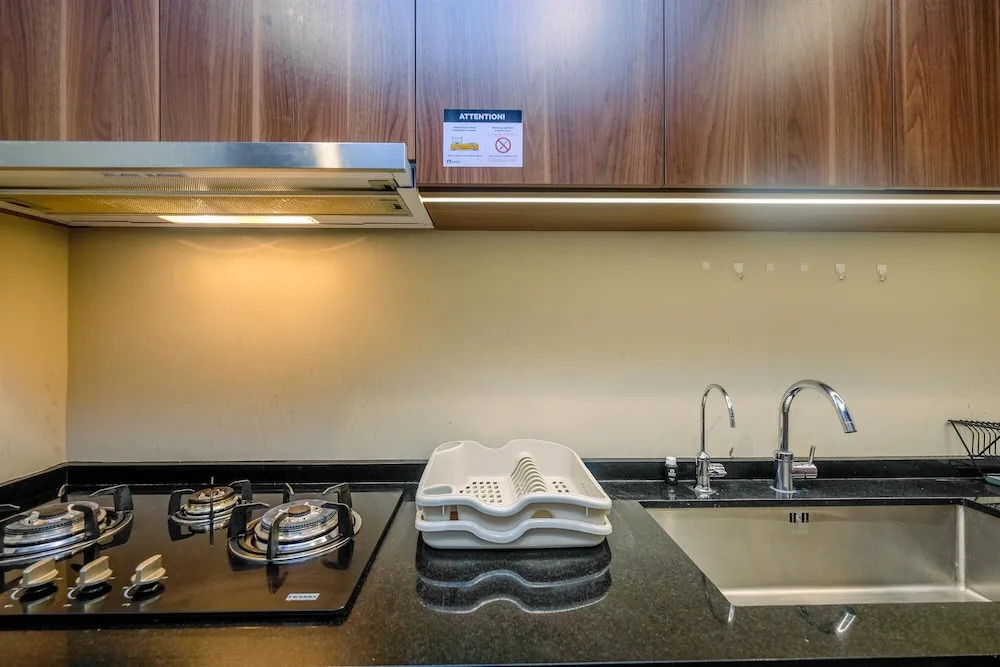 Comfy and Cozy Stay 1BR at Branz Simatupang Apartment