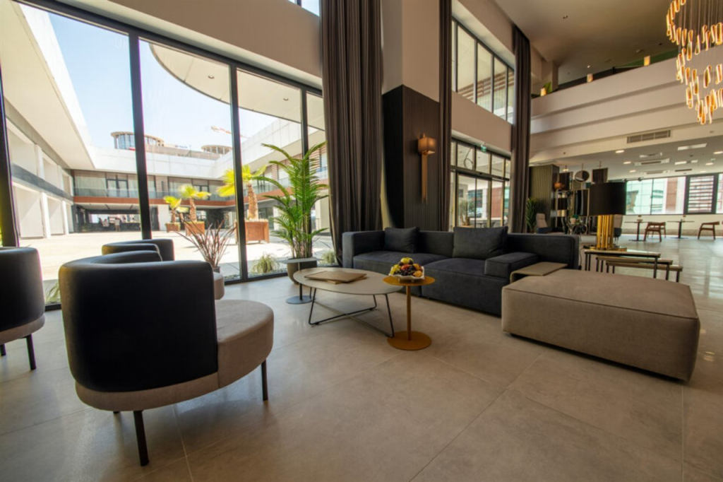 V Center Hotel