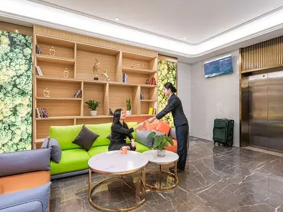 Vienna 3 Best Hotel (Jiangmen Enping Stadium)