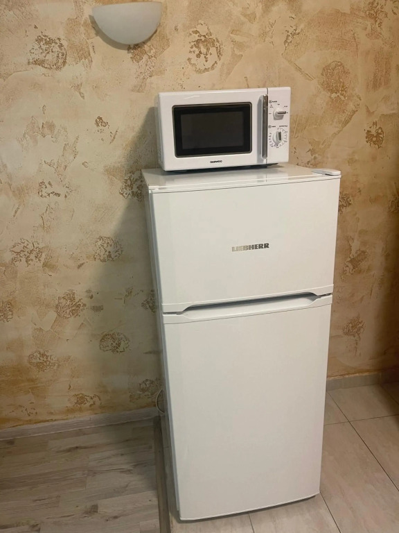 Colonel apartment 858