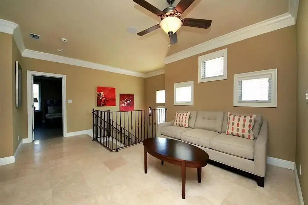 Dolce Vita 6 Bedroom Holiday Home by Five Star Properties