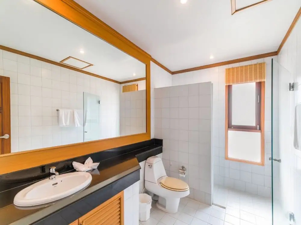 3 Bedroom Villa Beach Front Resort TG12