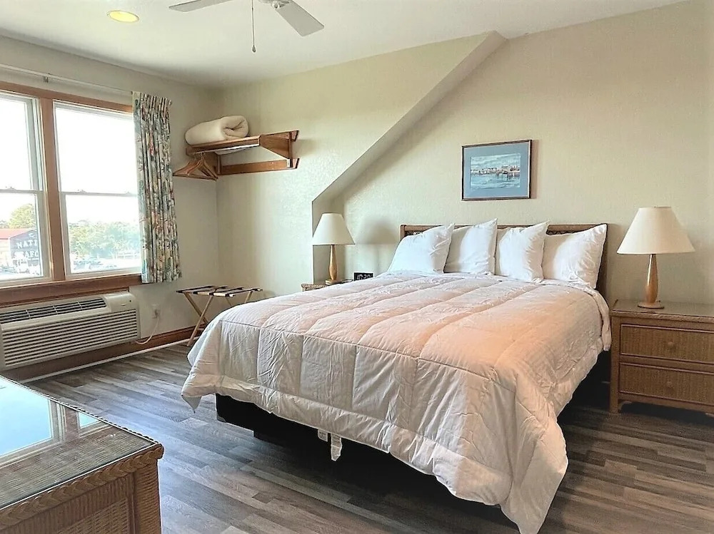 Pony Island Inn