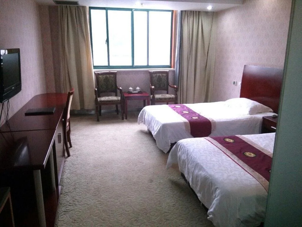 Shunwei Hotel