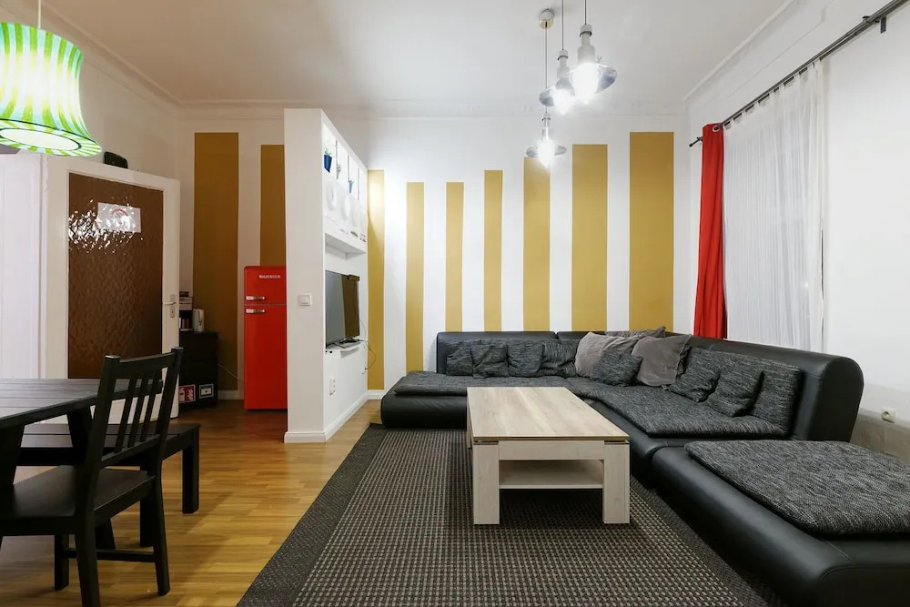 Lovely City Apartment Family & Friends