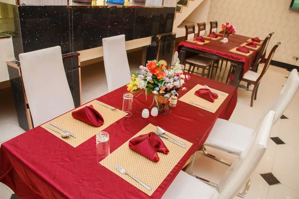 Newton Hotel Festac