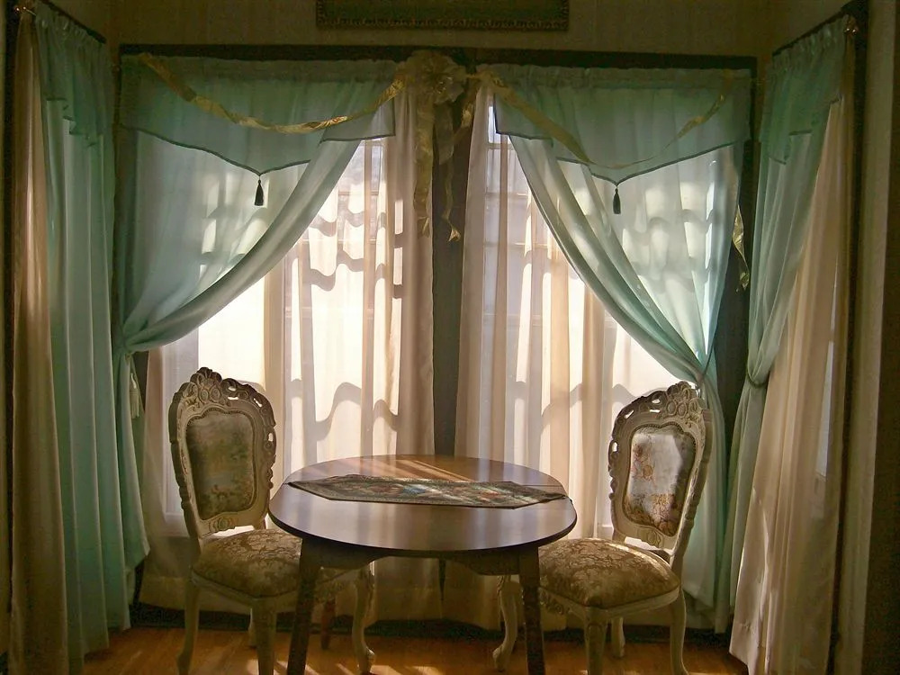 Levine House Bed & Breakfast