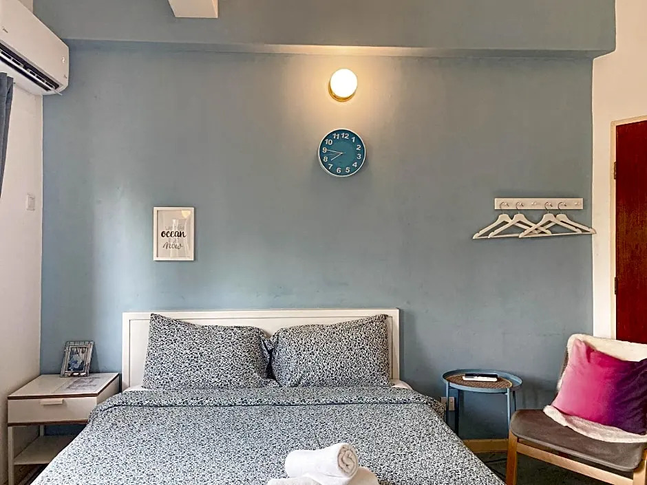 Aurora Court Service Apartment