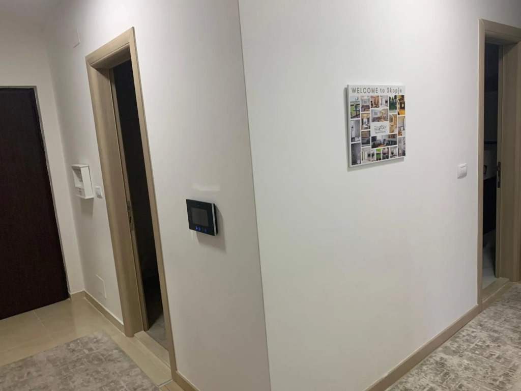 High End Apartments in Diamond Garden Building