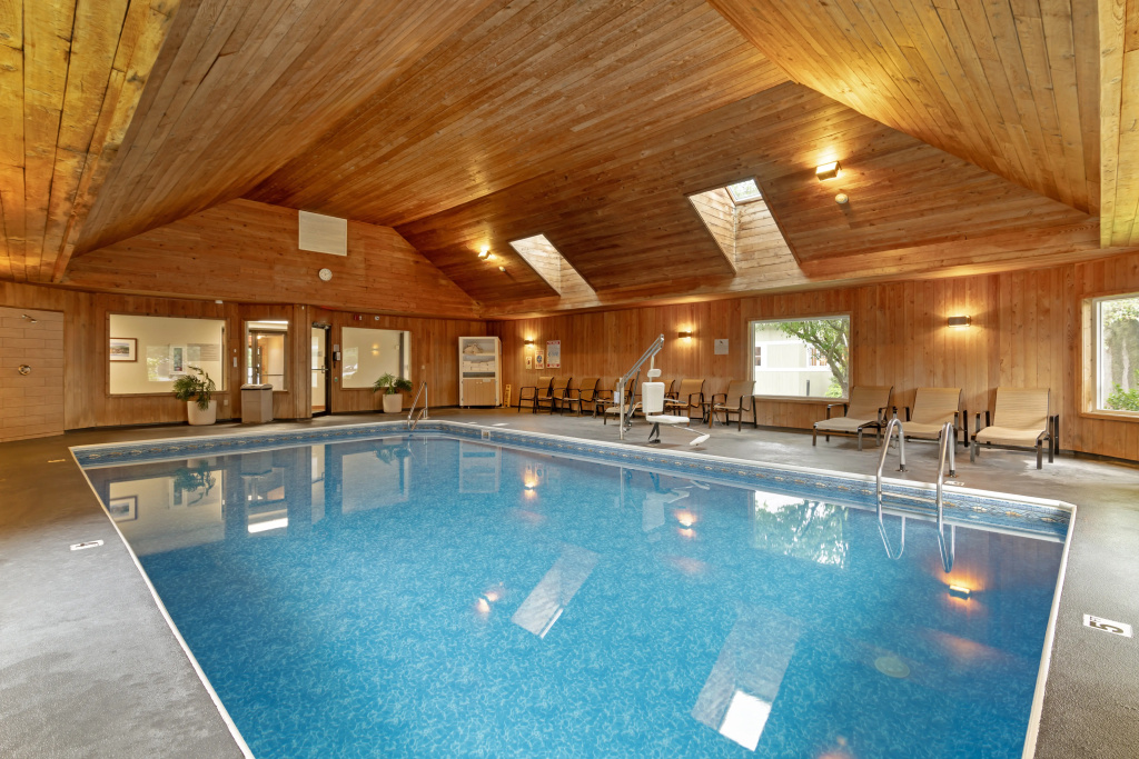 Best Western Plus Windjammer Inn & Conference Center