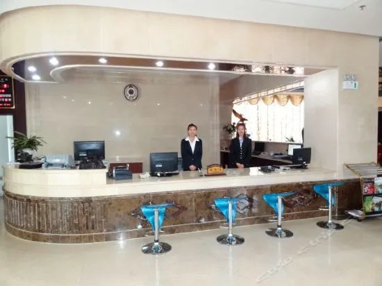 Kunshan Xinkaiyuan Hotel (Kunshan Railway Station)