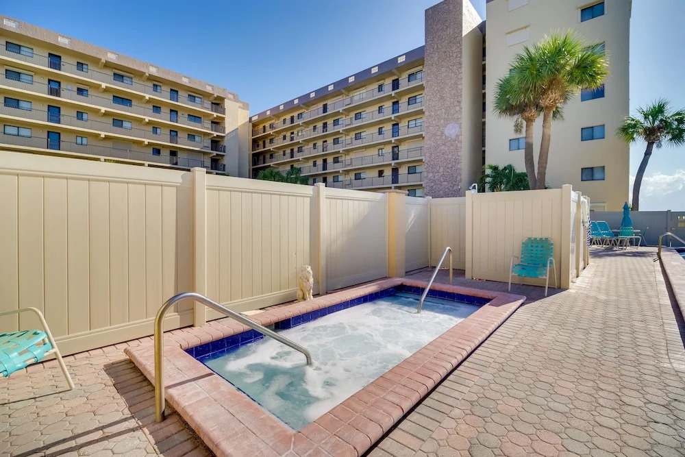 Florida Retreat w/ Pool, Hot Tub & Beach Access!
