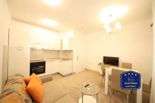 Wing Club Apartments