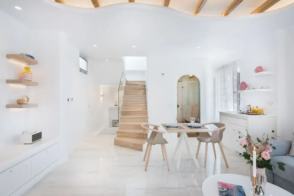 Emfasis Luxury Villa with heated Jacuzzi-Sunset view