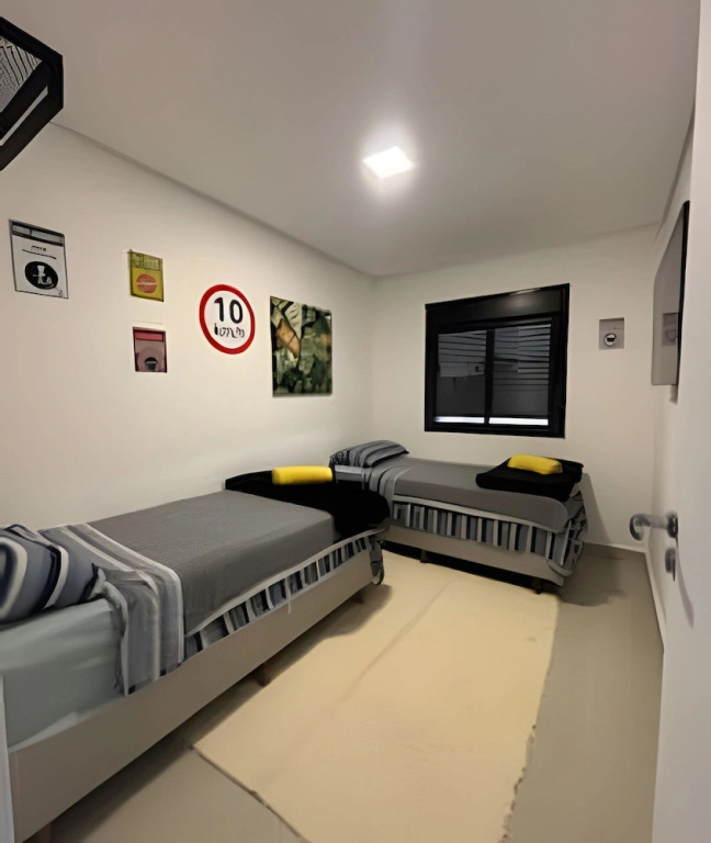 Condominio Ipe Roxo