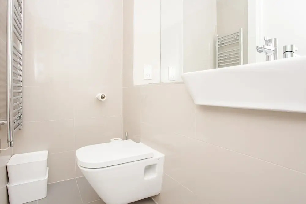 Three Bedroom Flat In Shoreditch With Large Balcony