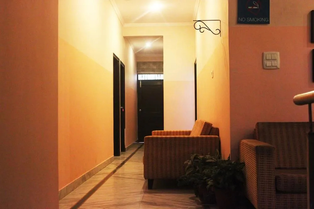 OYO Rooms Huda Metro Flagship