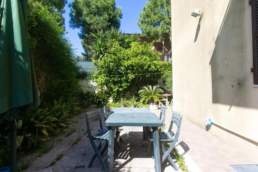 N215 - Numana, trilocale con portico
