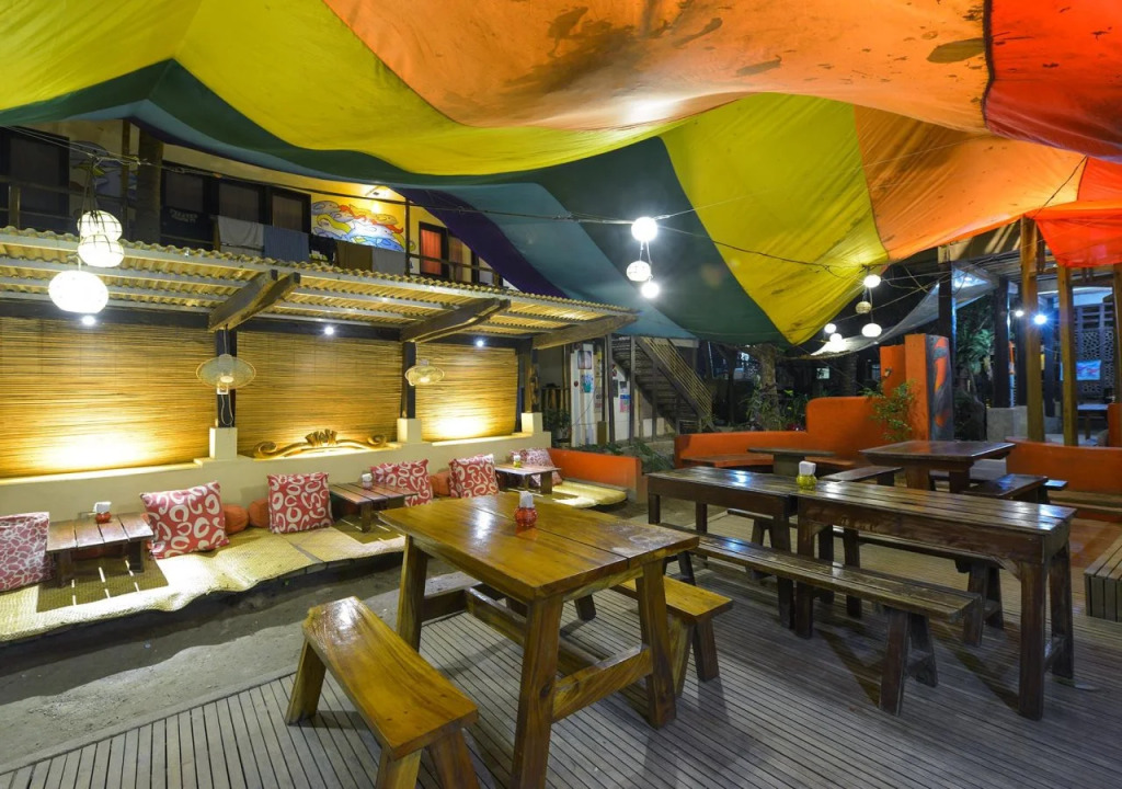 Lazy Dog Bed & Breakfast