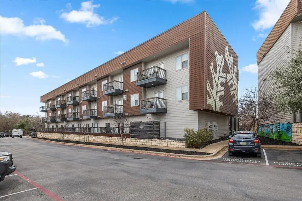 2112 Thornton