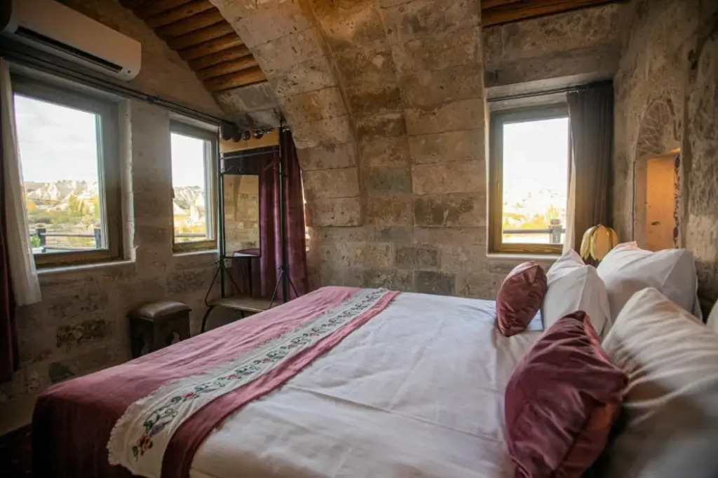 Şah Saray Cave Suites Halal Hotel