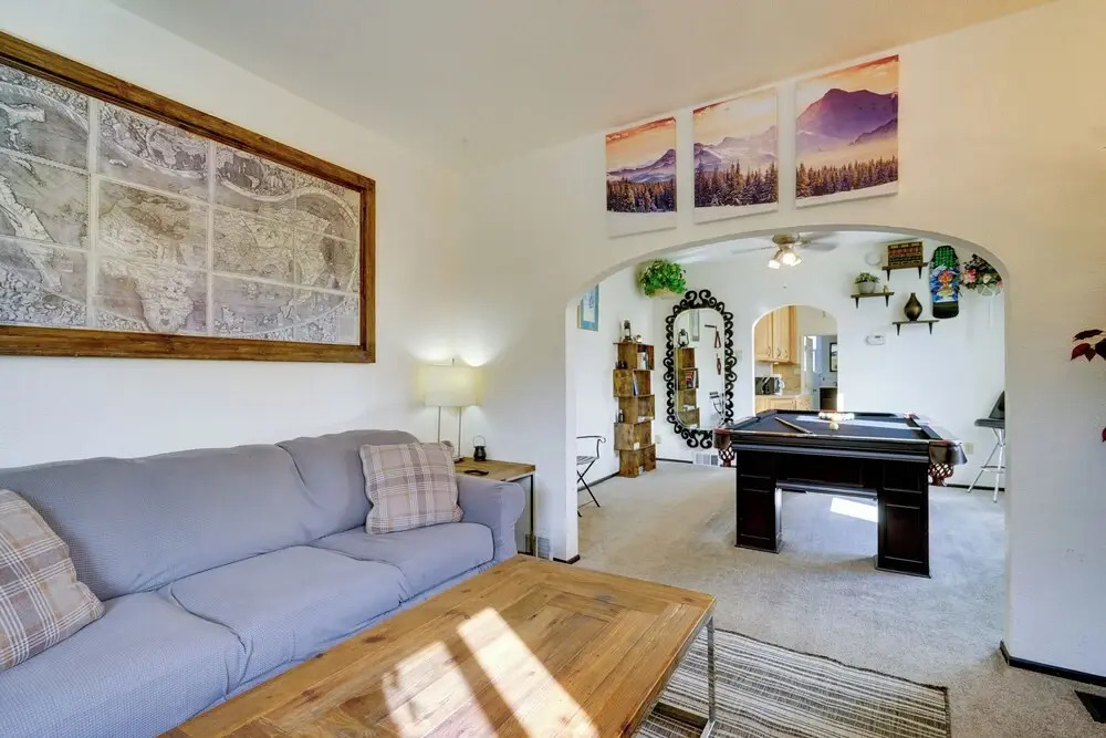 Central Duplex w/ Patio ~ Half-mi to Fairmont Park