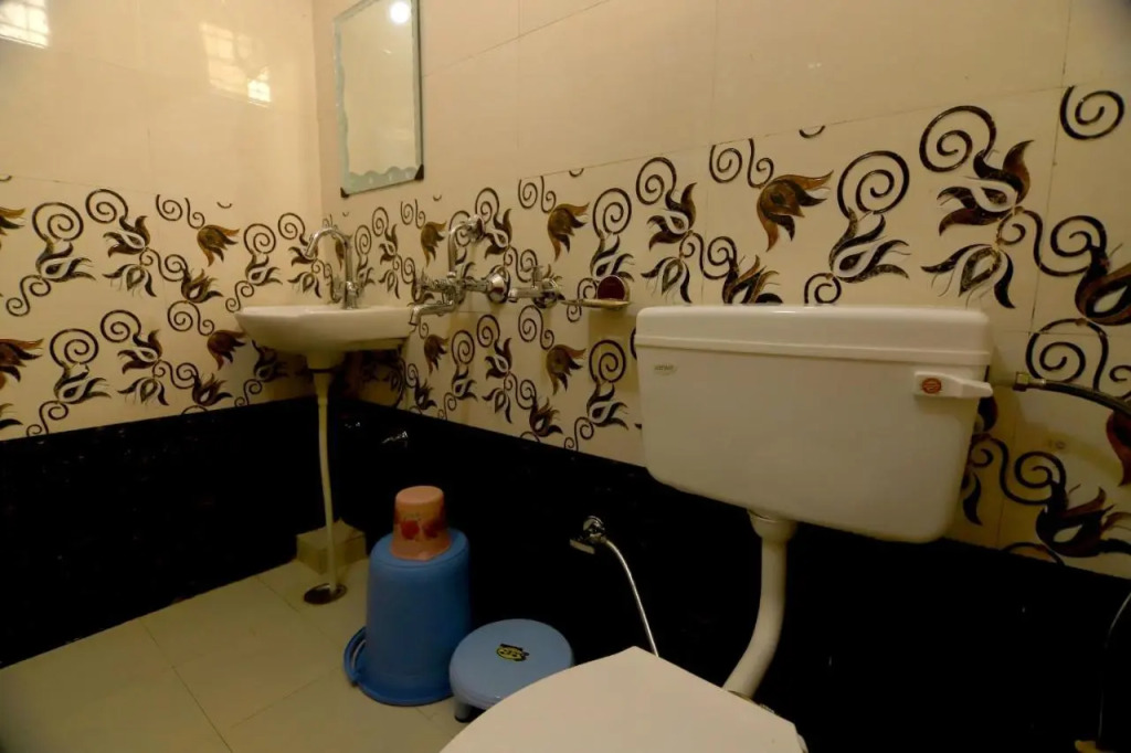 Hotel Comfort Inn Homestay