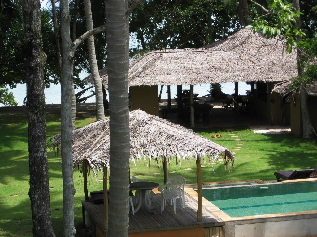 Melina Beach Front Bungalows