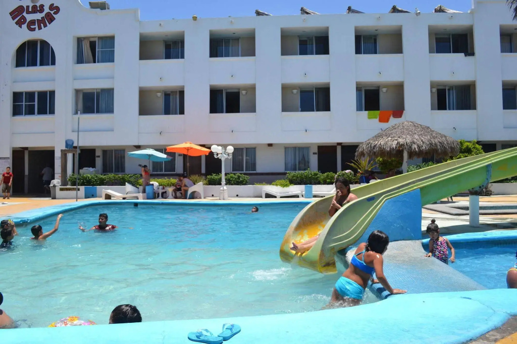 Hotel Sands Arenas