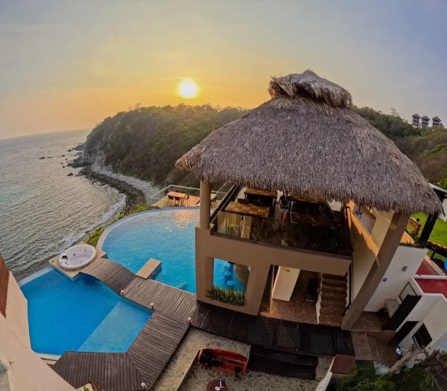 Pacific King Hotel