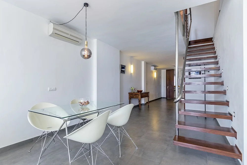 Duplex Jobi