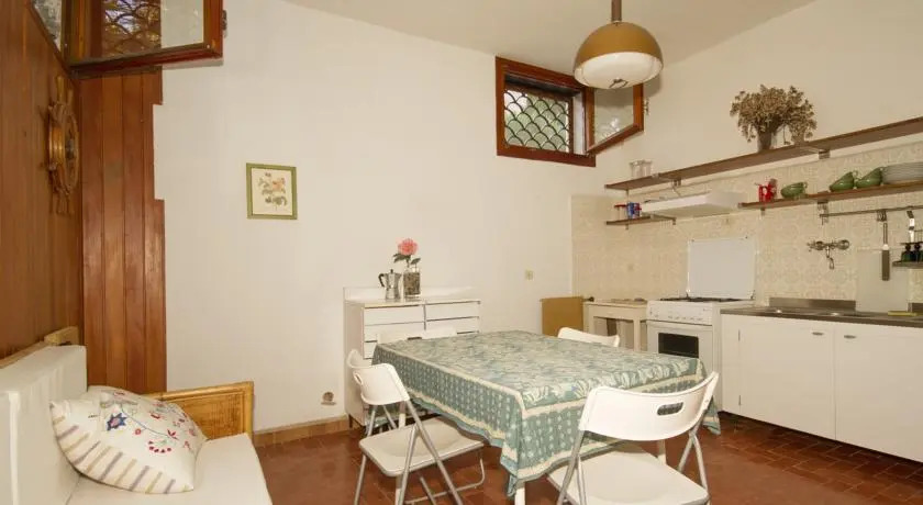 Villa White