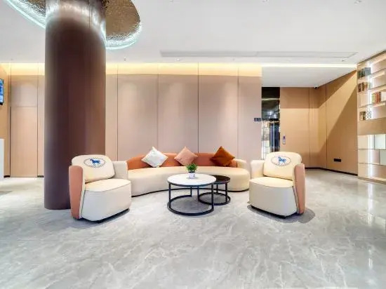 Hello Yucheng Hotel (Guangfeng Coach Terminal Branch)