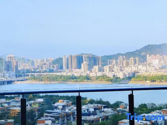 Mangrove Bay Riverside Mountain Riverview  B&B  ( Huafa Mall  Branch)