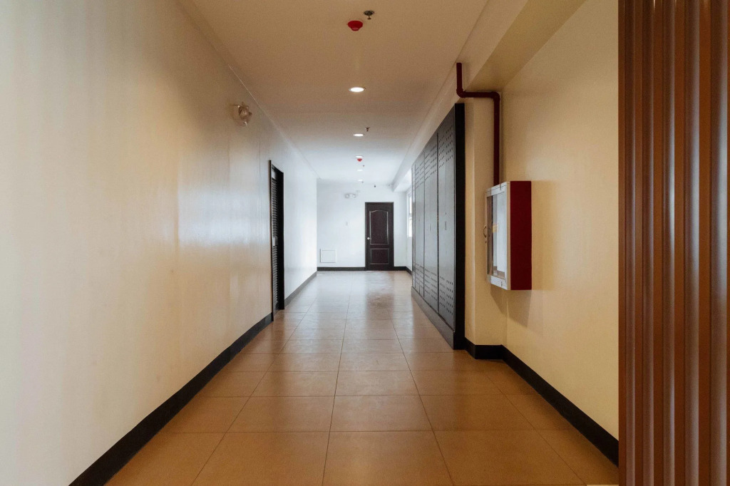 RedDoorz Plus at EDSA Congressional