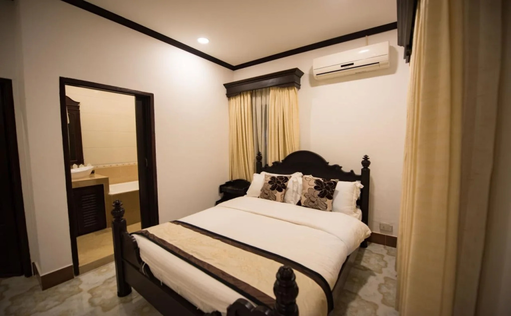 Restaurant Luang Prabang Bakery & Guest House