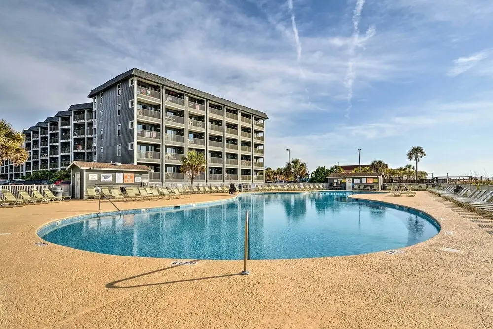 Oceanfront Myrtle Beach Condo: 6th-floor Balcony!