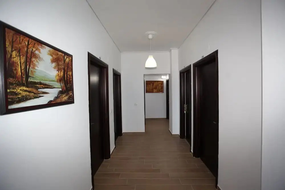 Beshiku ApartHotel