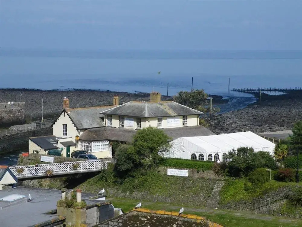 Rock House Hotel